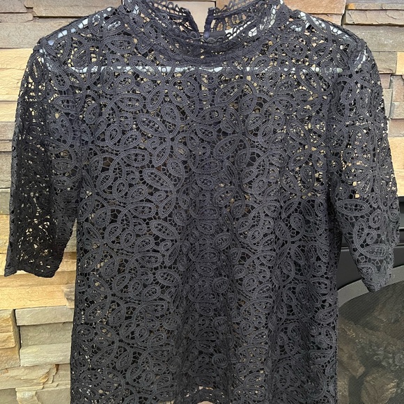 EUC Dark gray lace top - Picture 2 of 5